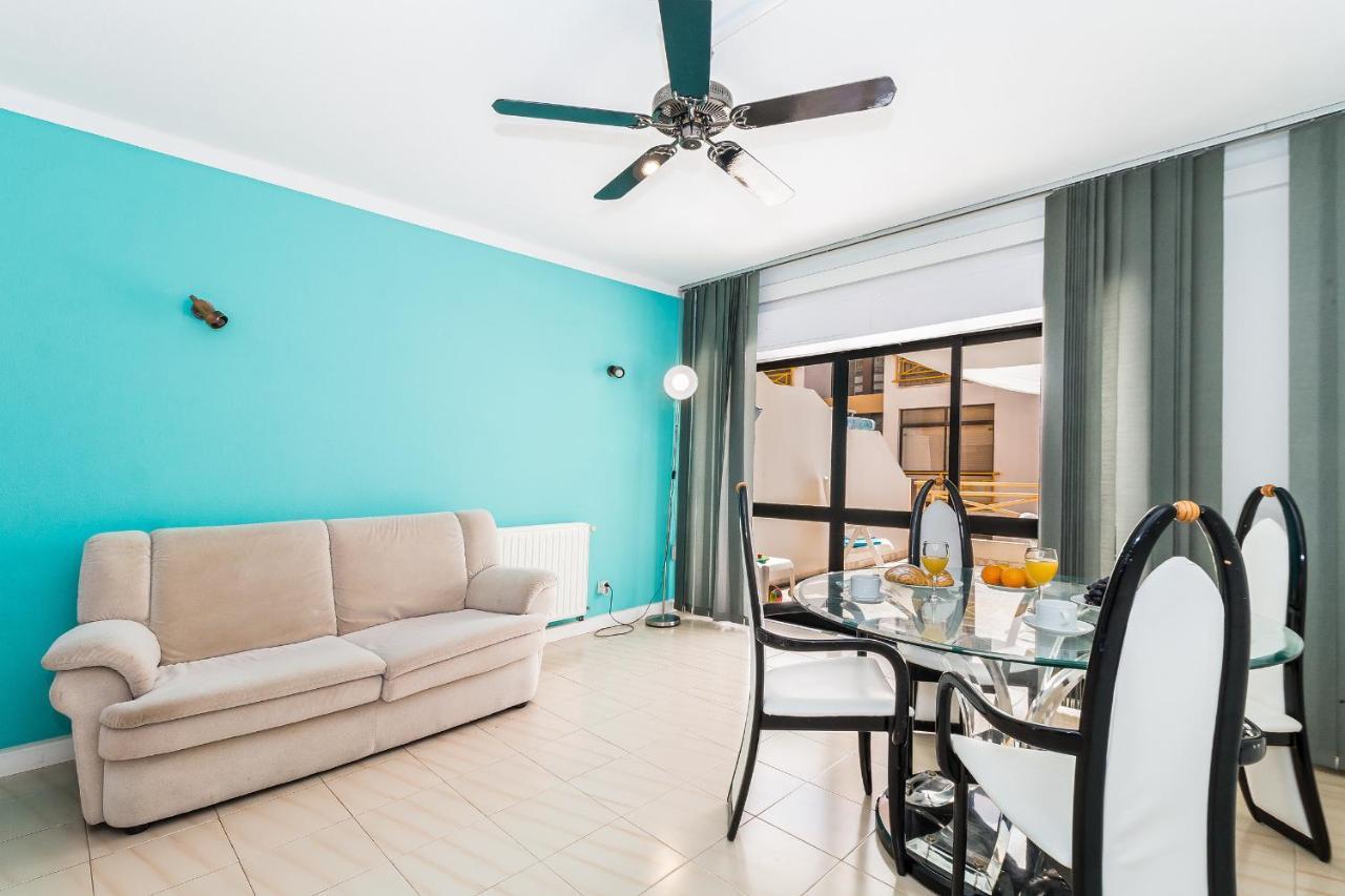 Passaro Azul Guesthouse By Algarve Golden Properties ลากอส ภายนอก รูปภาพ
